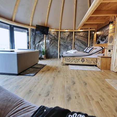 Tatry Mountain Glamp Z Jacuzzi Hotel Zakopane Buitenkant foto