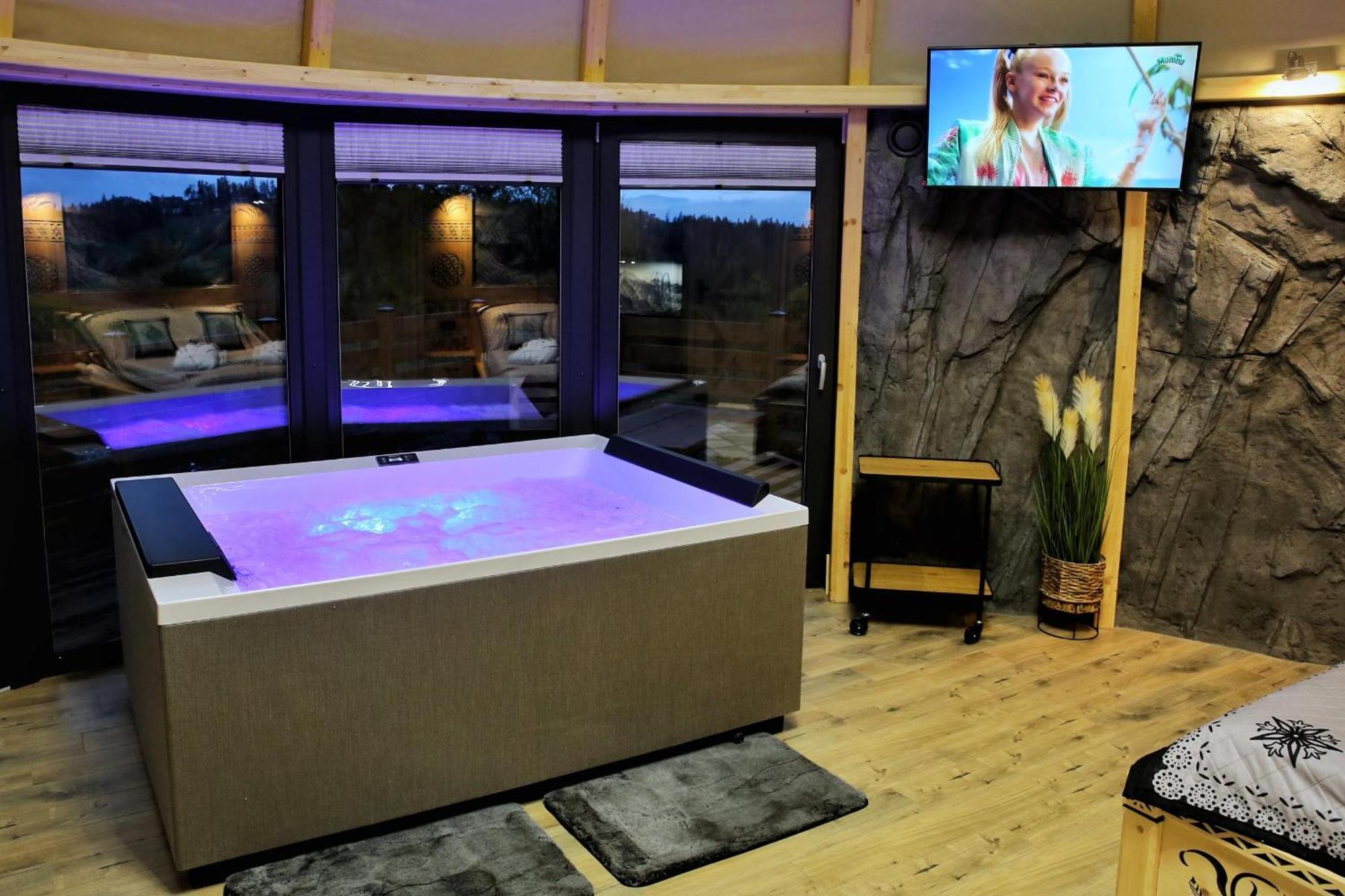 Tatry Mountain Glamp Z Jacuzzi Hotel Zakopane Buitenkant foto